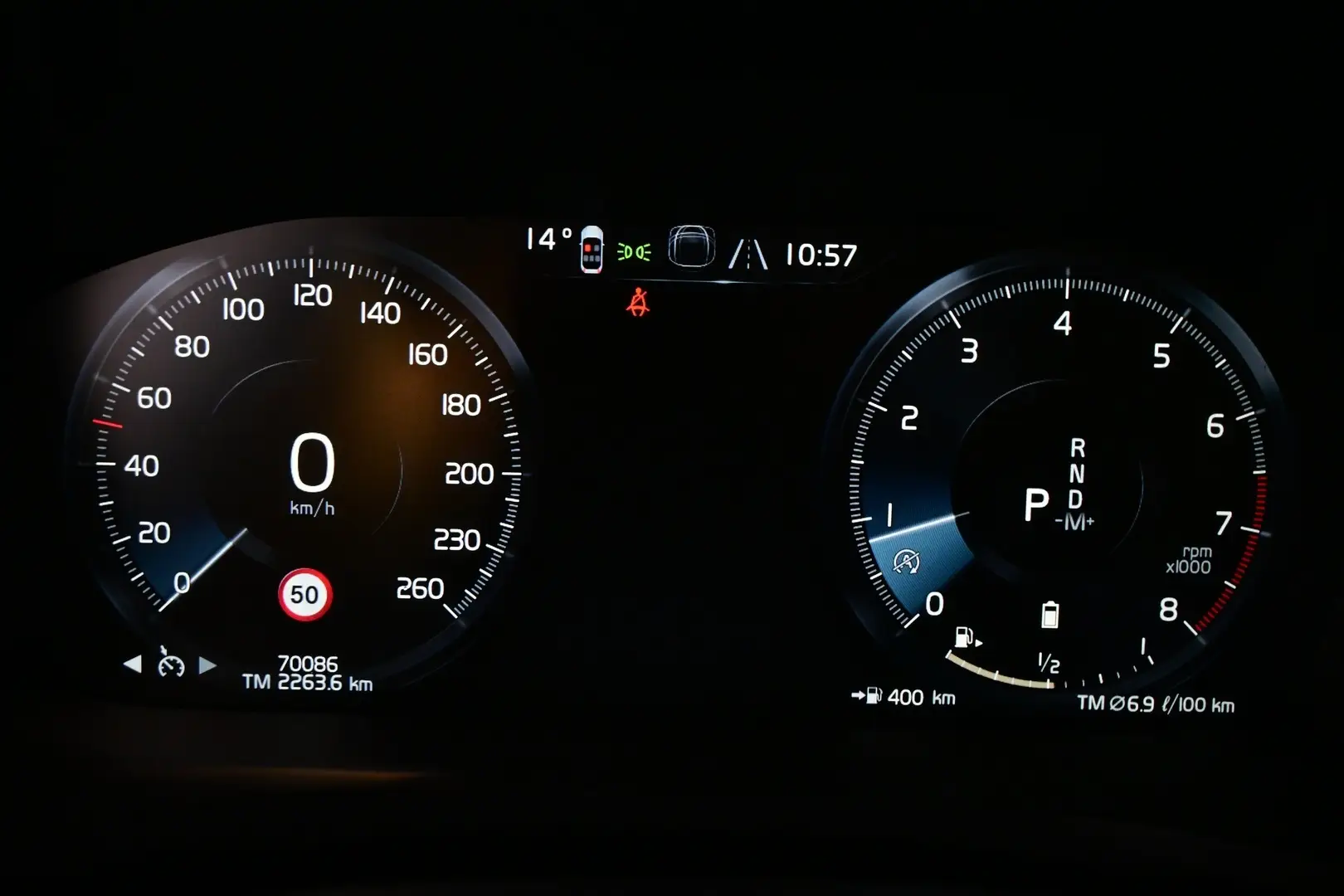 Car Image - 2Ud8olD4r3oo1hCGaEXaan