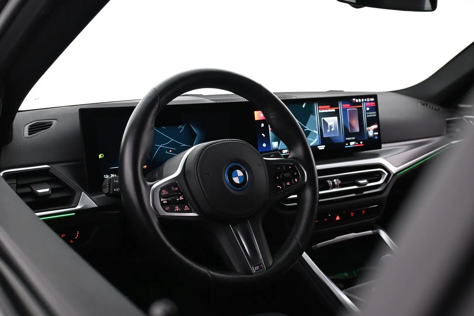 Car Image - 2yzeCQYtlK0I6TZVSUjXhq