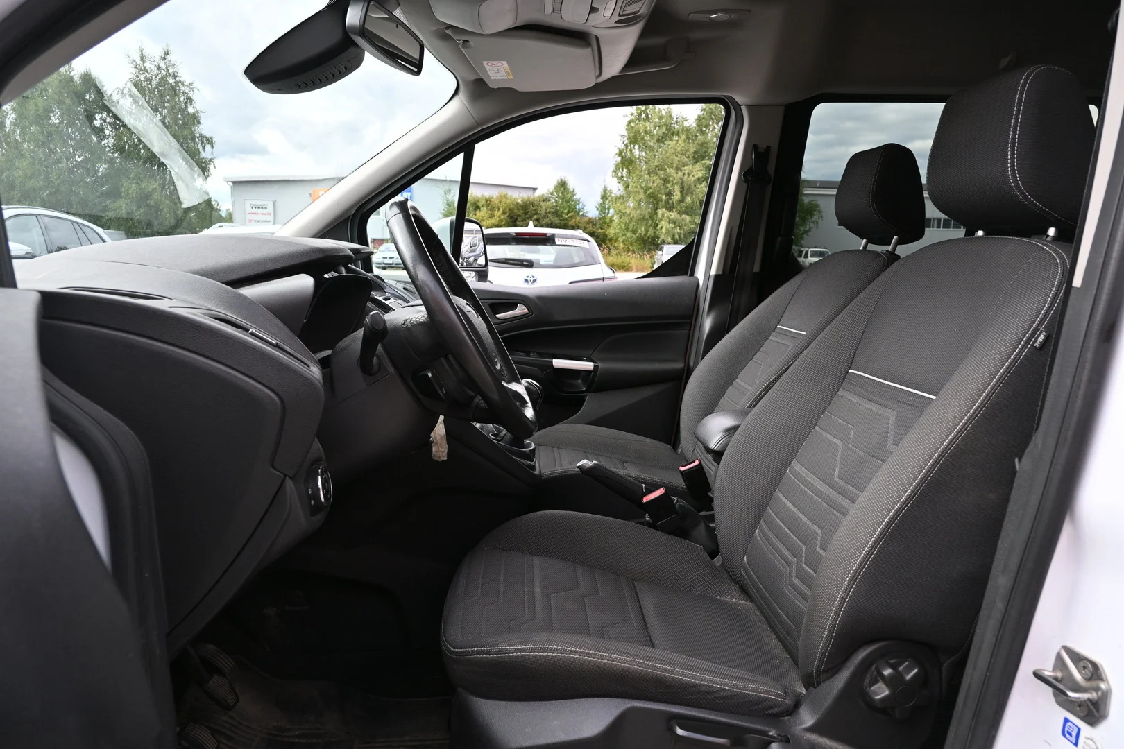 Car Image - 7ob5VrEb5DtA9Ee66M6jX2