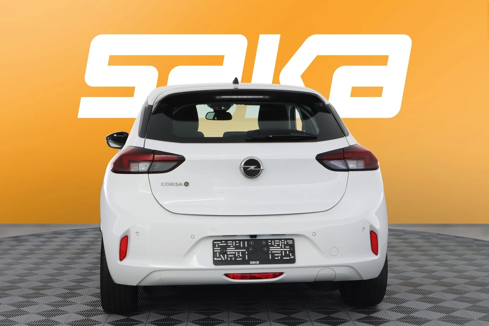 Car Image - 6Bf0mkbeDK3Q9K8roR5m9S