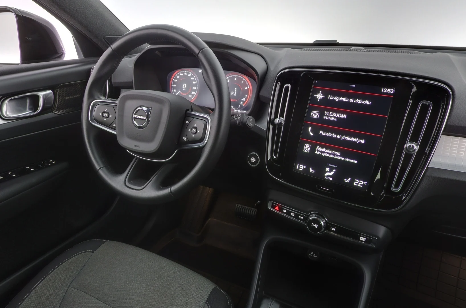 Car Image - 5gCJb8pGcarHuStHQENLQp