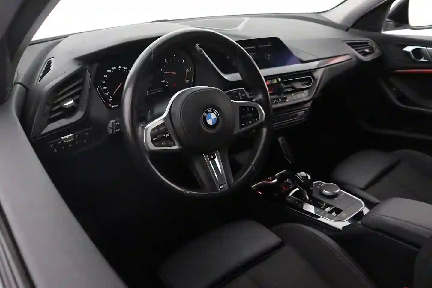 Car Image - 3NFLyRLOvOHHZrBj9xKKzH