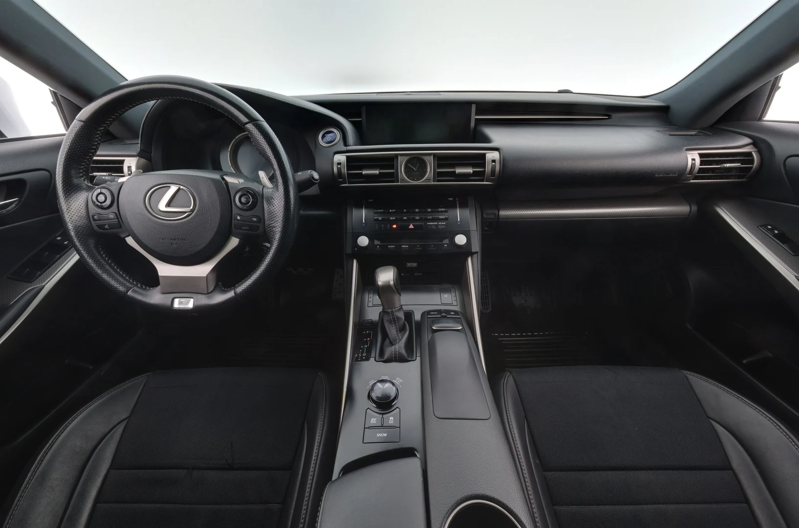 Car Image - 5cdfKnvp4X3Xl17ziRcAVs