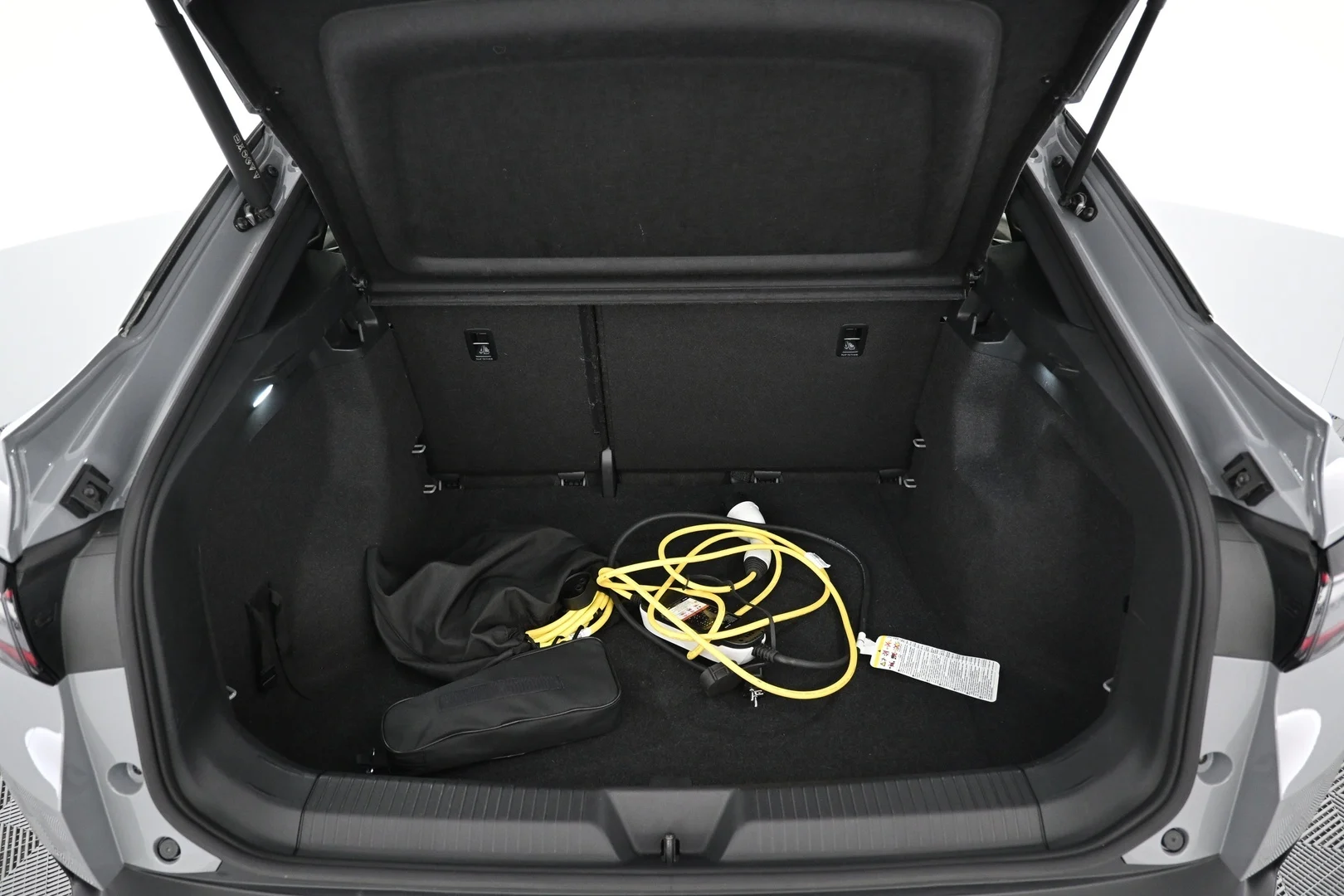 Car Image - 7KrHc3zNtH4qo8rewSLt4p