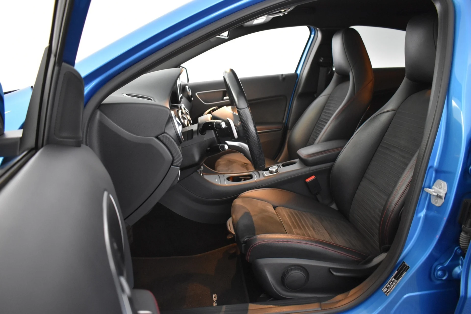 Car Image - 5TwInnuepb1KtNCkUn4YGE