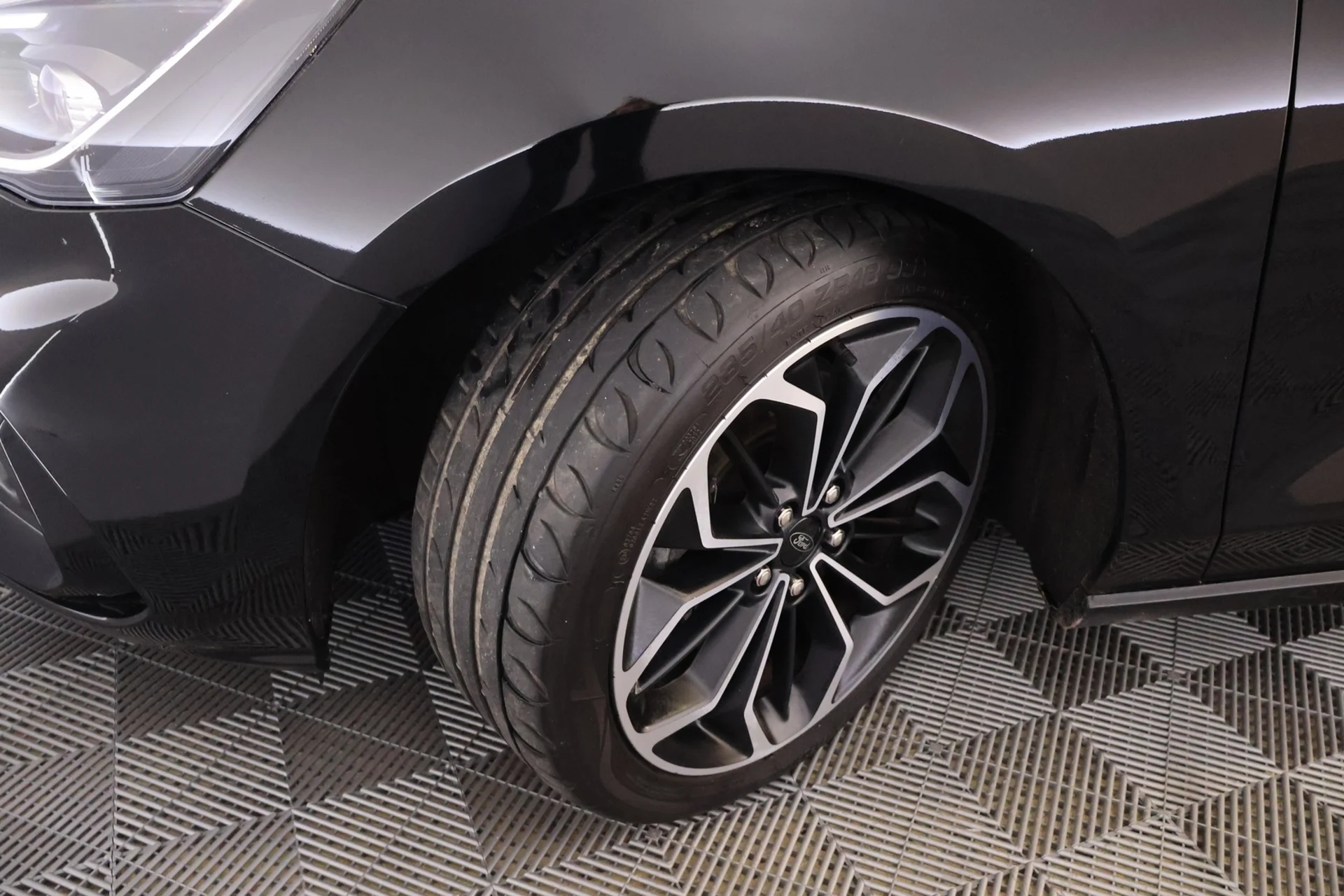Car Image - 2jH0ujOAZb2gG7i146SPOd