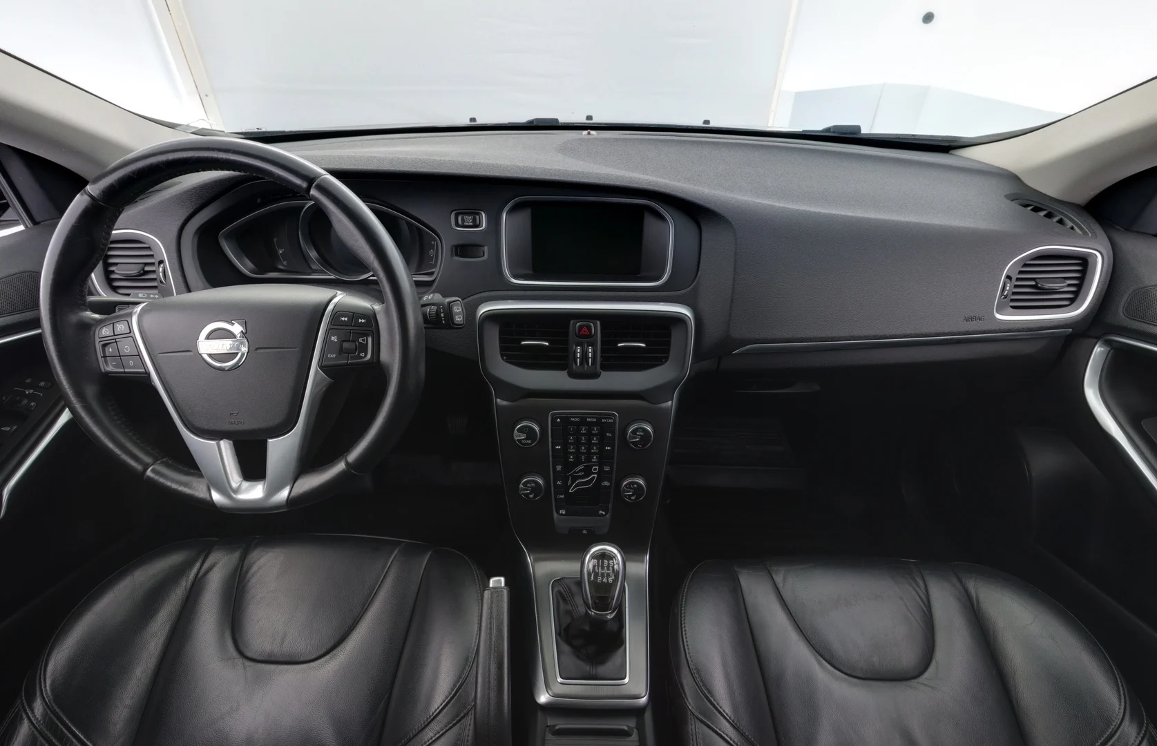 Car Image - 3CzKxn0LyPmvSS1DQZPNI
