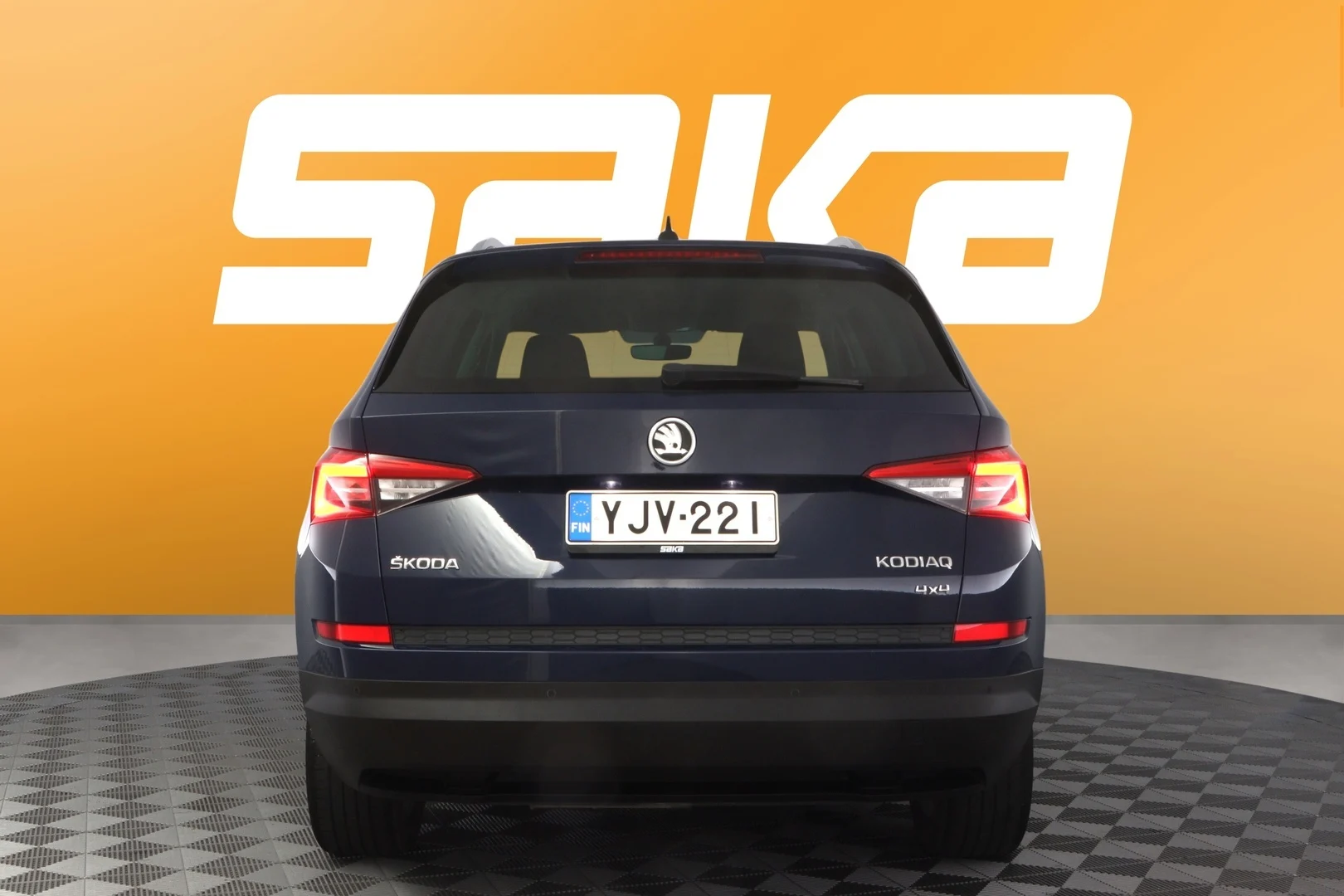 Car Image - 7uogmKNpzf2aIPJcpooVbm