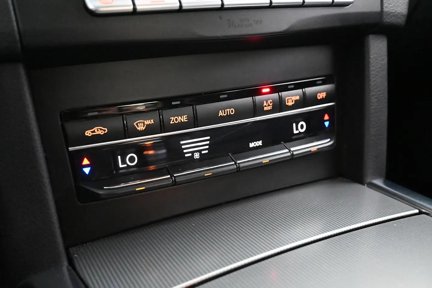 Car Image - 7EVBmiAbRKmq3o8mhpK9hx