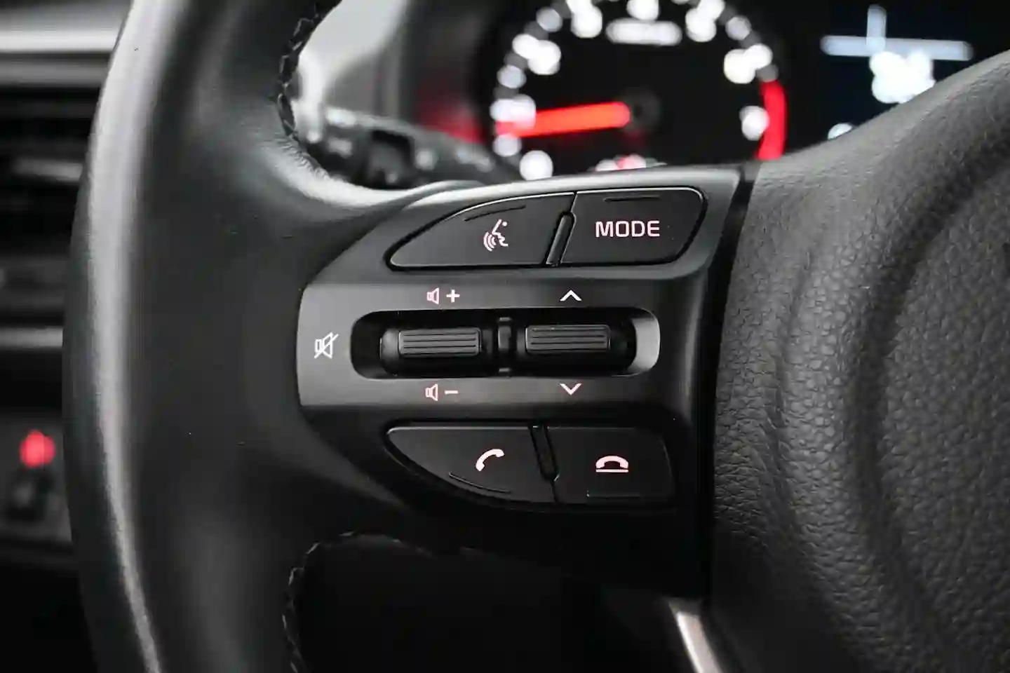Car Image - 49x0Qn2FvZMzfIWeFQ2OZ4