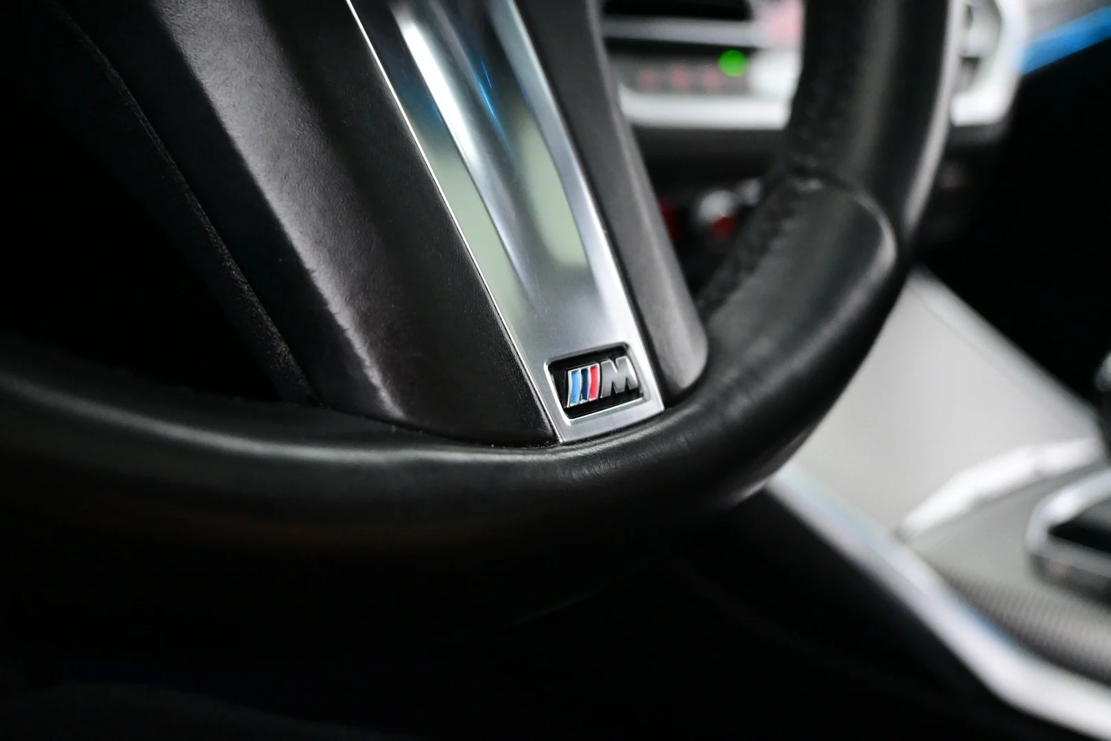 Car Image - 3YAnJ79KU7E8l3e0AIHjDF
