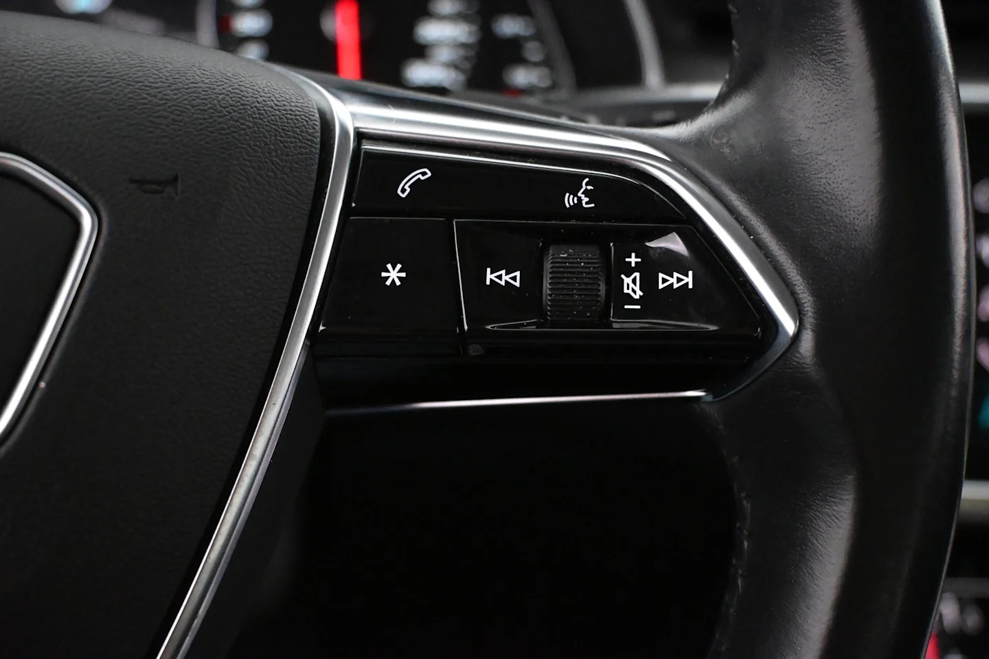 Car Image - 5k6ZUpbKTMxtzFBZfRBz2g
