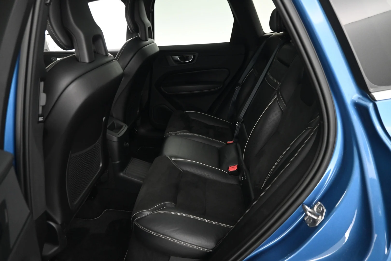 Car Image - 14n318GXdBDl7DXyebkJRJ