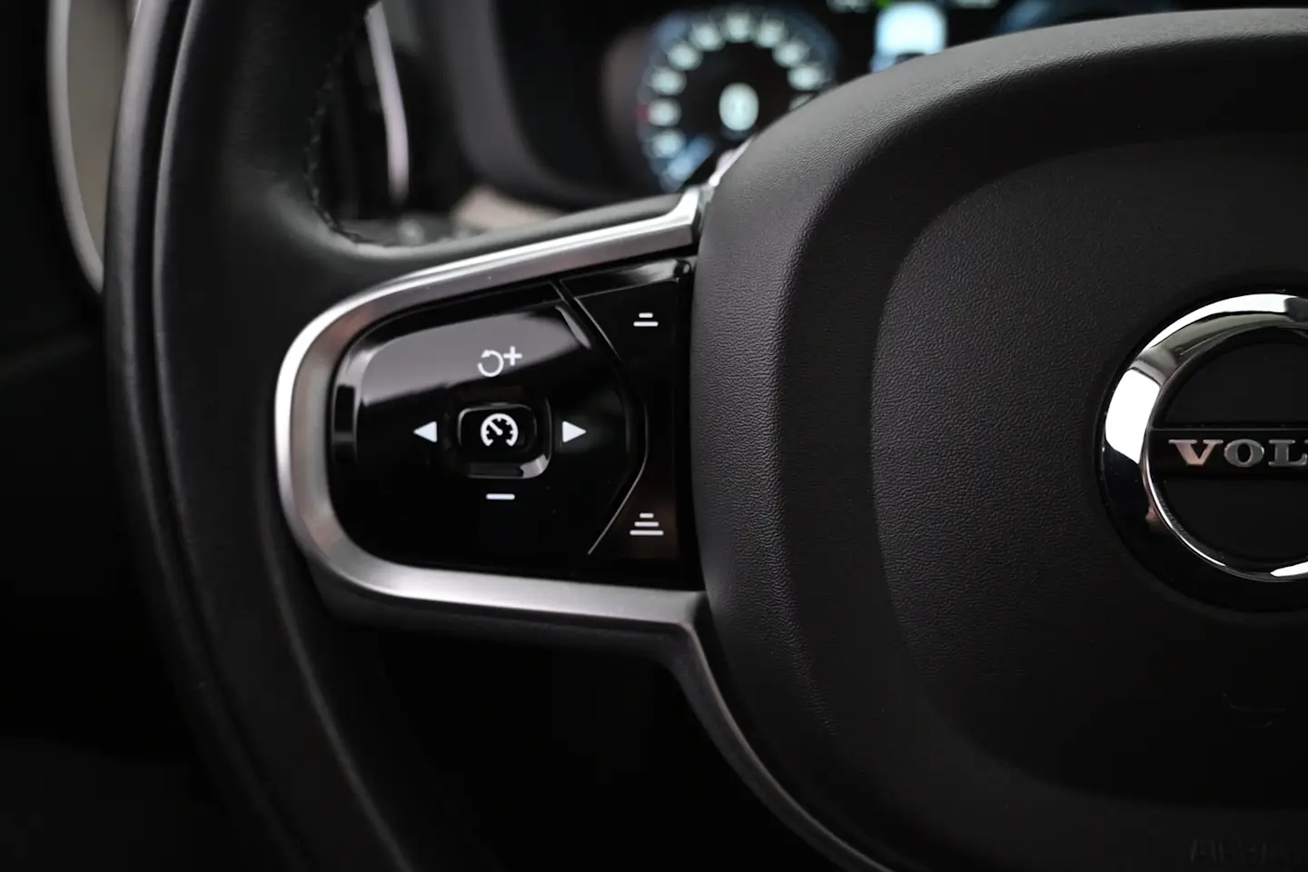 Car Image - LLAOYxD90prPZ24cgEeWR