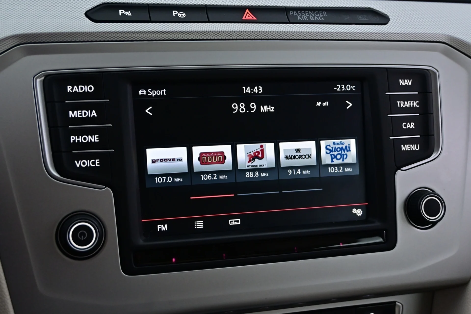 Car Image - 2p2JdEH6wMIfrdssndpD1Y