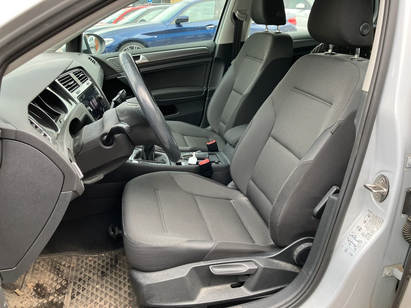 Car Image - 3EkoimfqPRipSaW8K4KAUw