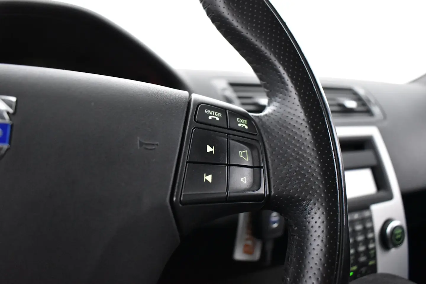 Car Image - d9xGQwJWQYDalNb4sWHY3