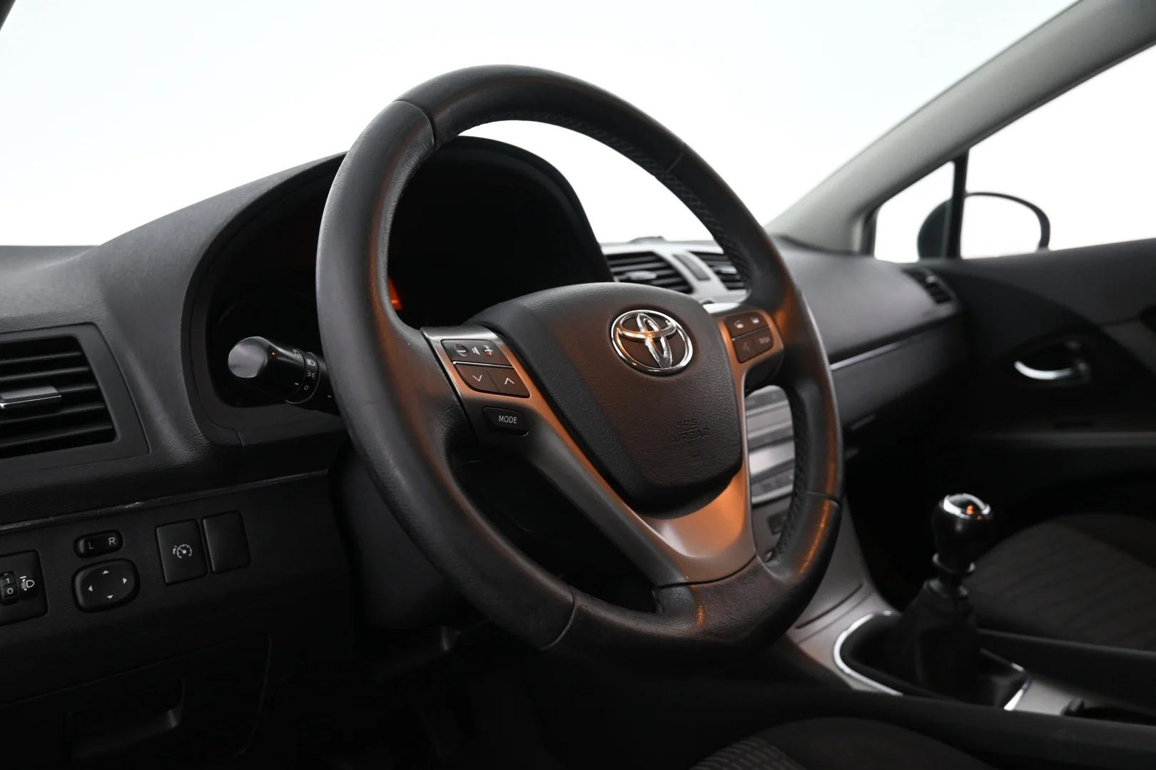 Car Image - 7ttce9fUbnxXgP13EibDTB