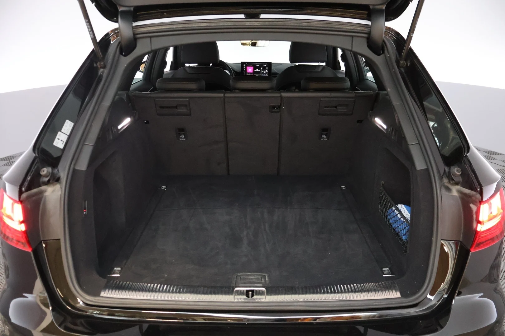 Car Image - 5agz1NQNAVNbrK7OIWNjzt