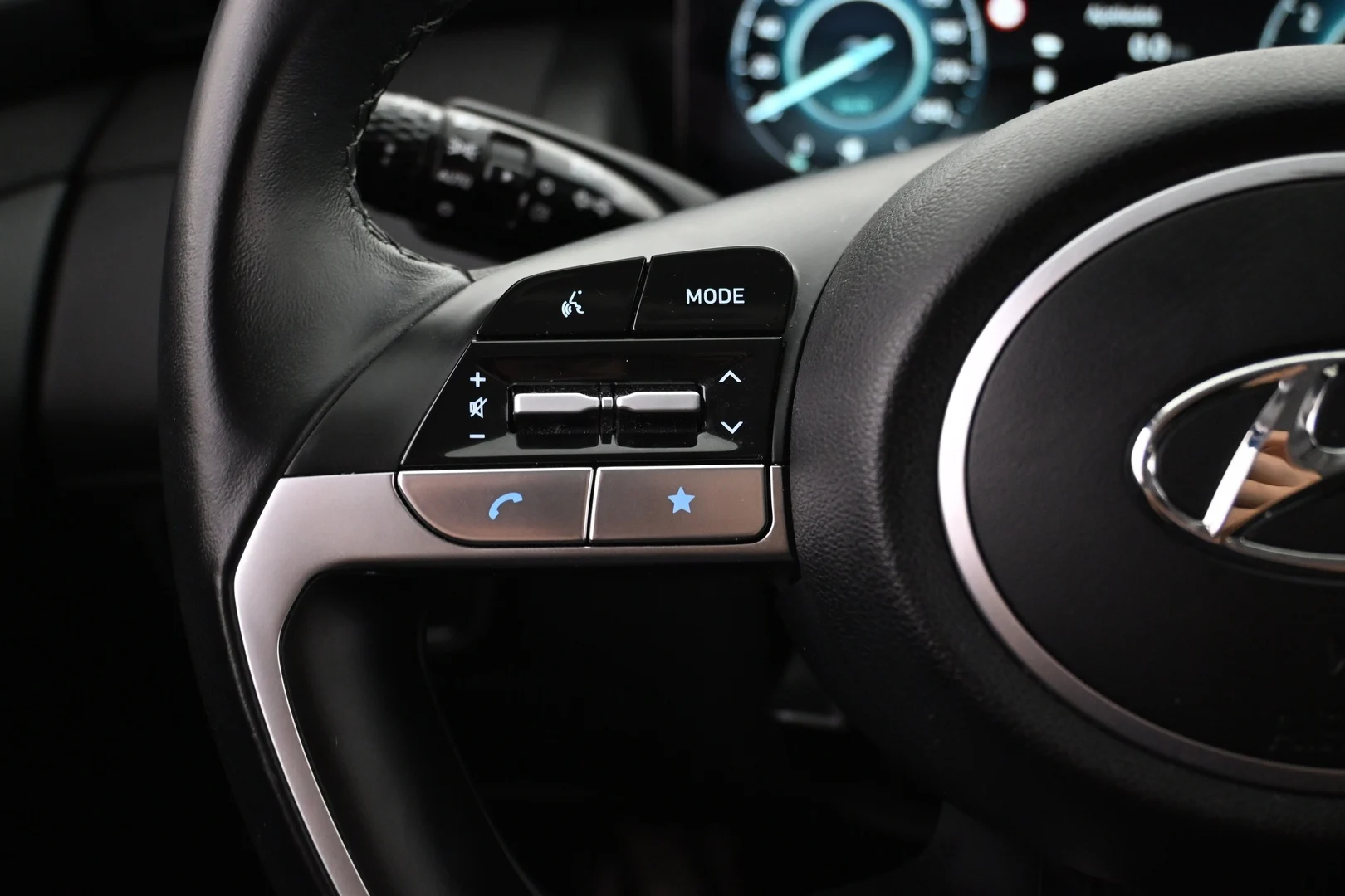 Car Image - 37hJjSUnaMr2gM4N6mFXYA