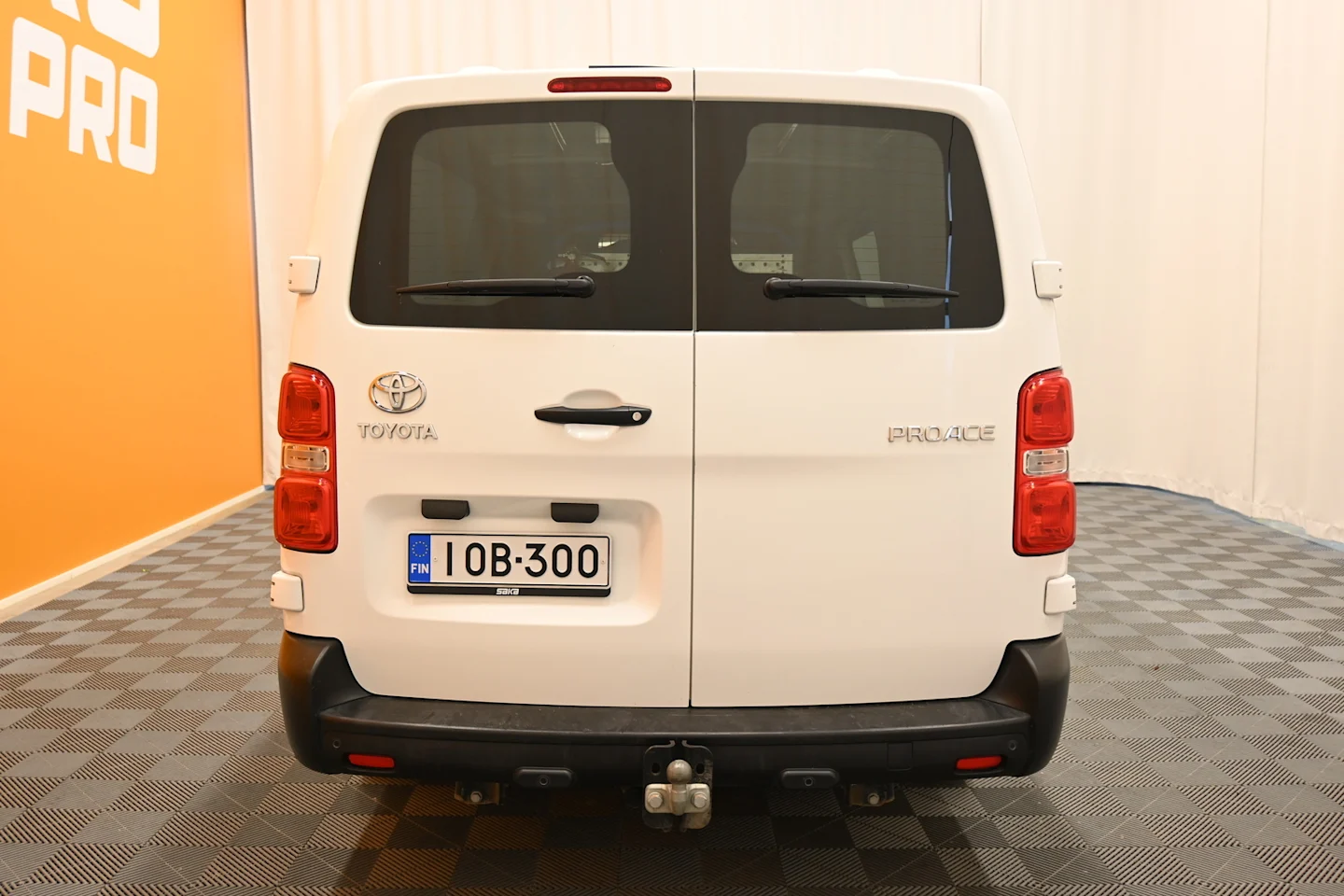 Car Image - 2lqxBzkZBElr7UM7a3KBgO