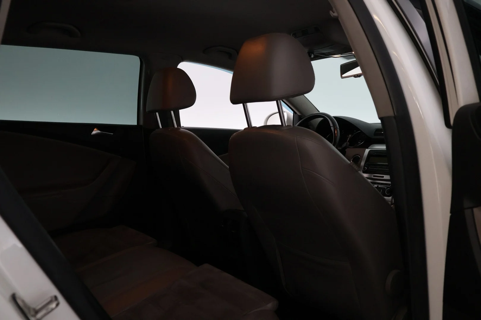 Car Image - 2tuYGKsfCUTHF1U8KtyR9x