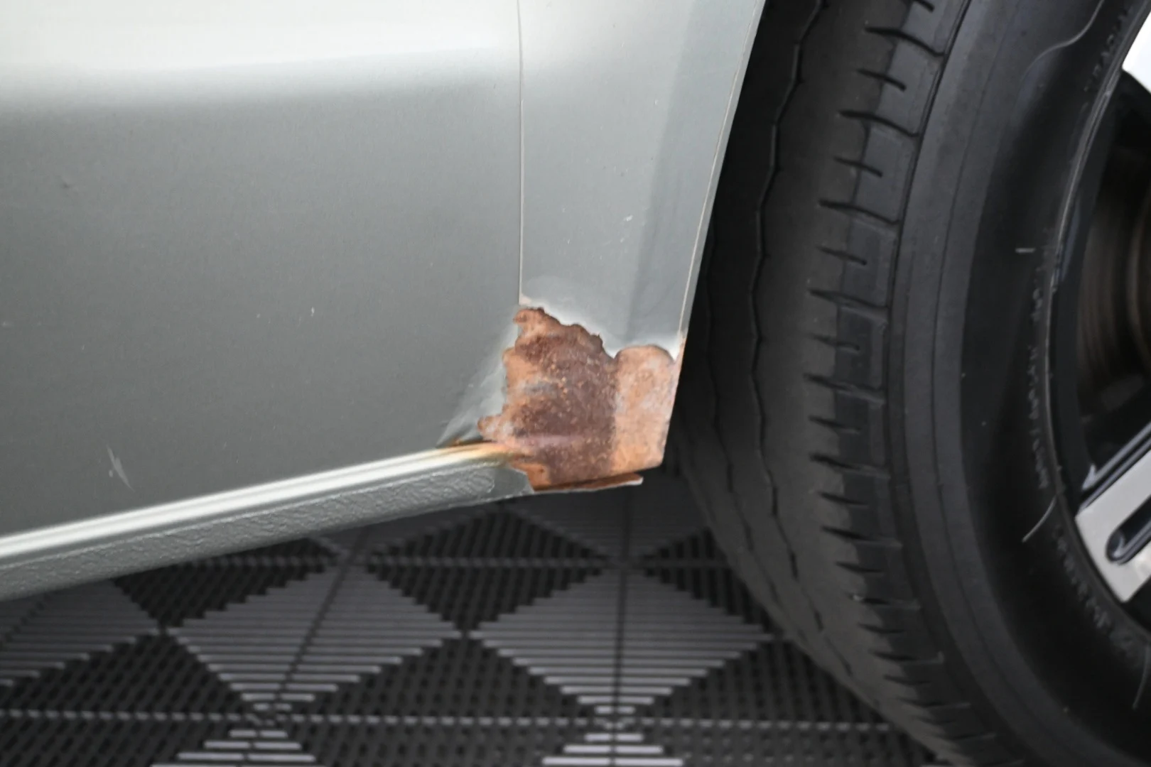 Car Image - 6P2ORH58YCqqdUK6oet6mA