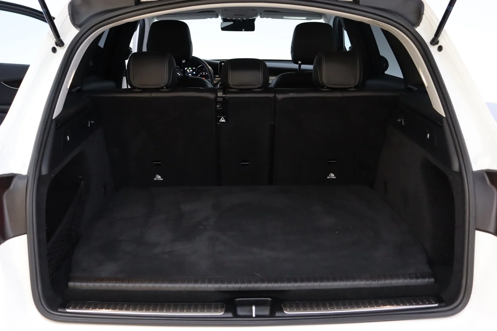 Car Image - 6mFgtiLcjWOOgvSN6PAs2D