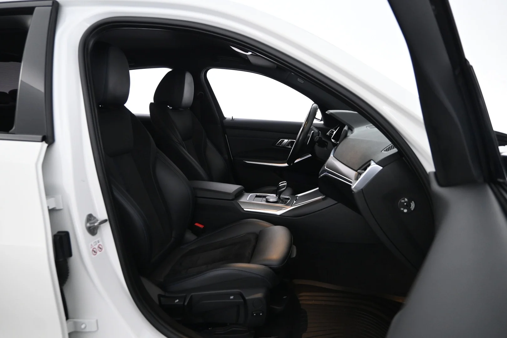 Car Image - 7shqLvNQvxWlOBBPrIqXyj