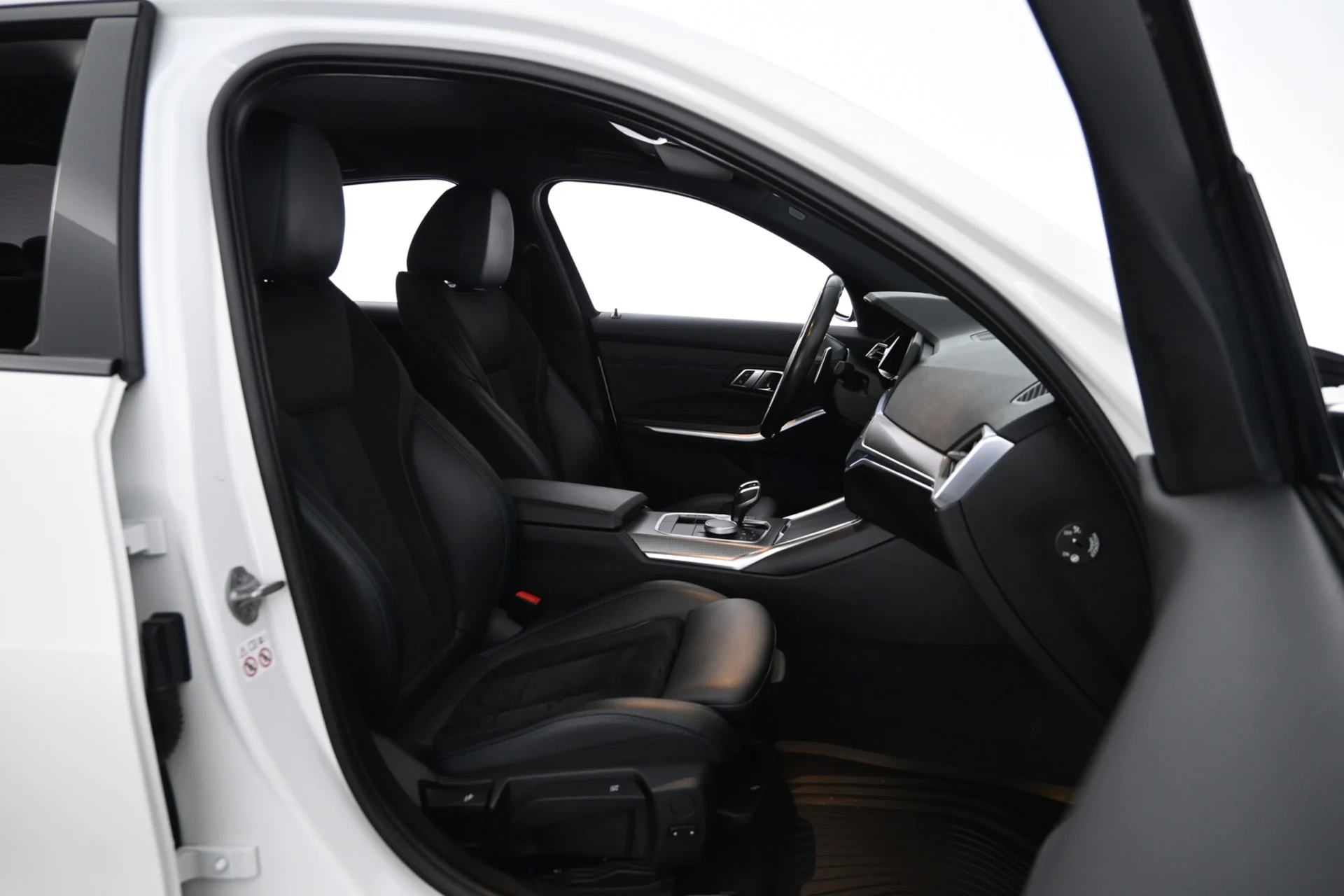 Car Image - 7shqLvNQvxWlOBBPrIqXyj