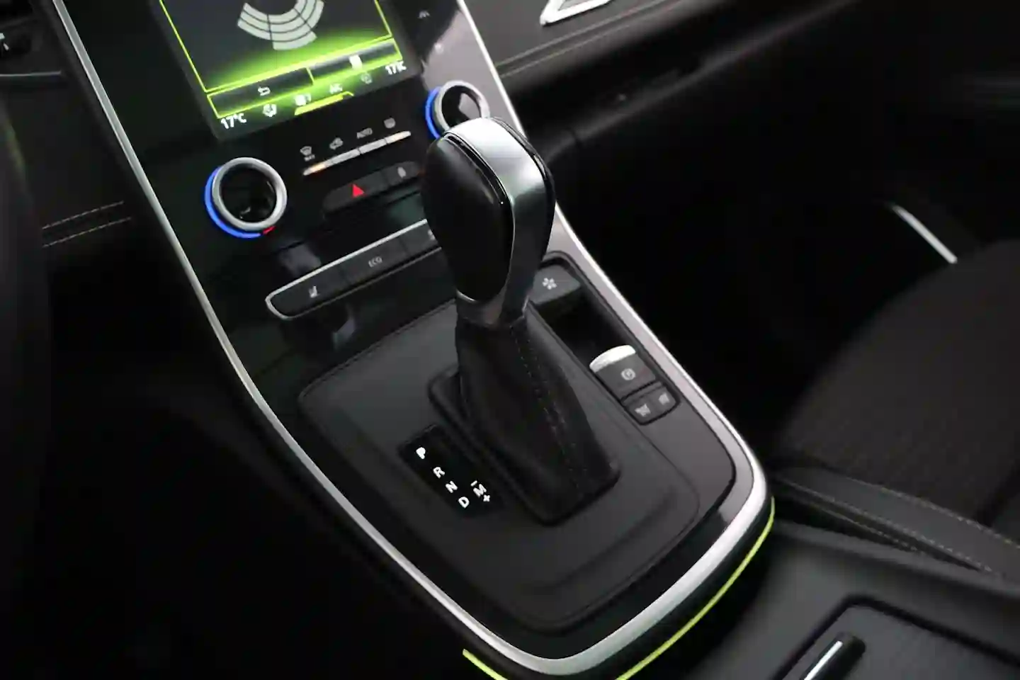 Car Image - FkRnbxb06chVx4R8wmGJx