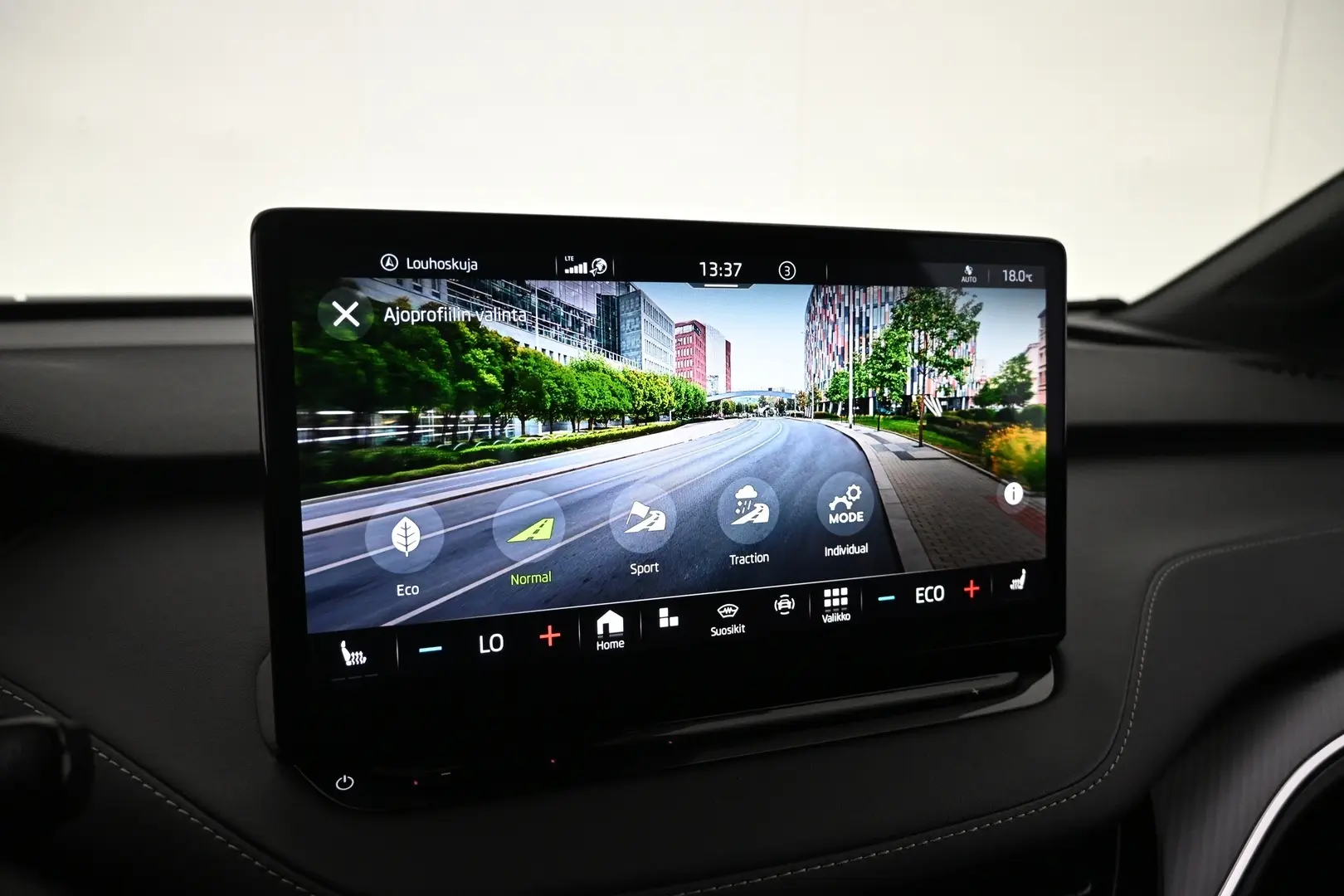 Car Image - 41FhQvNMC29ijJHXqPp1nd
