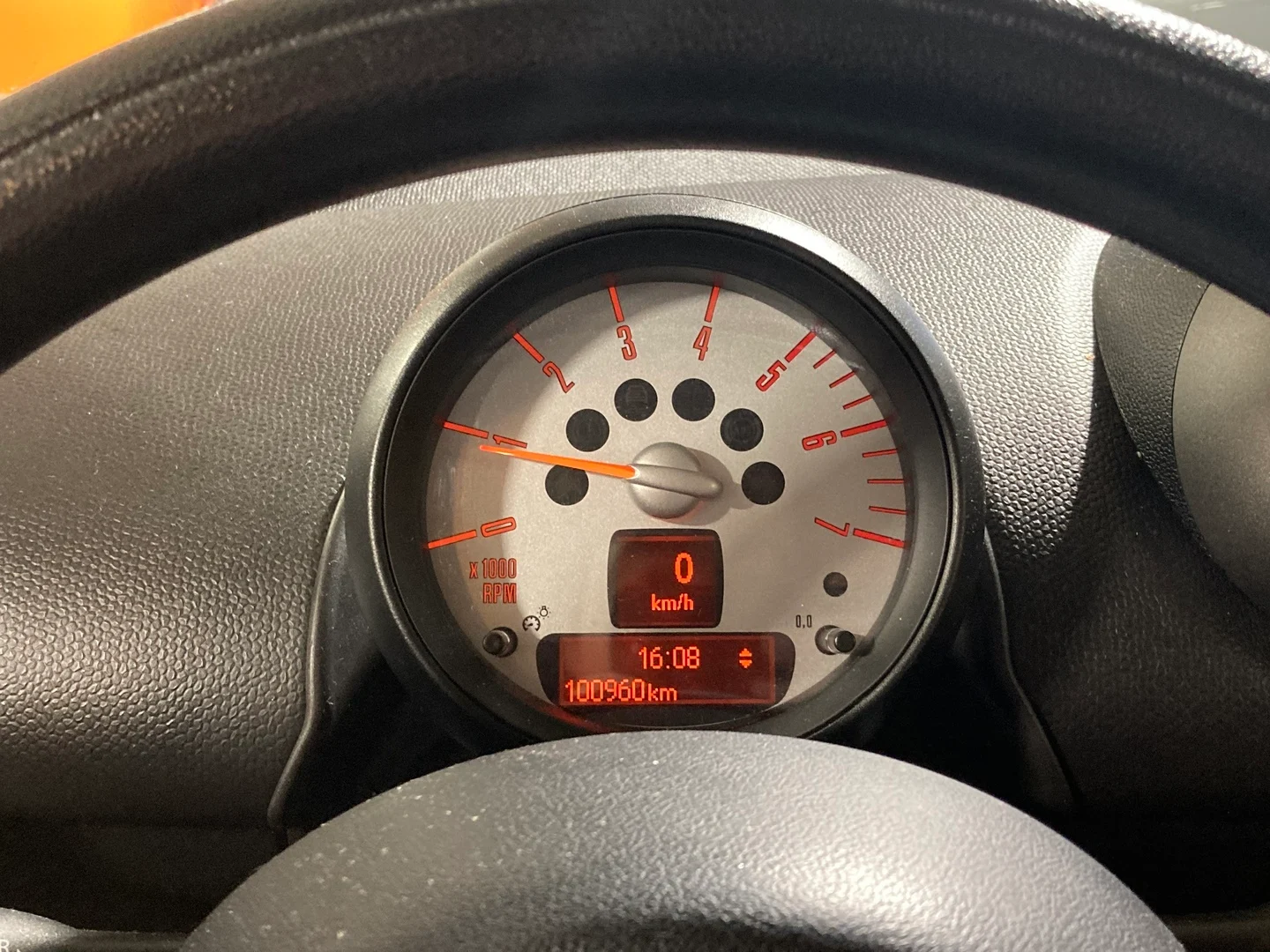 Car Image - 1OVpKqQCakhQtzO3jw8Ui9