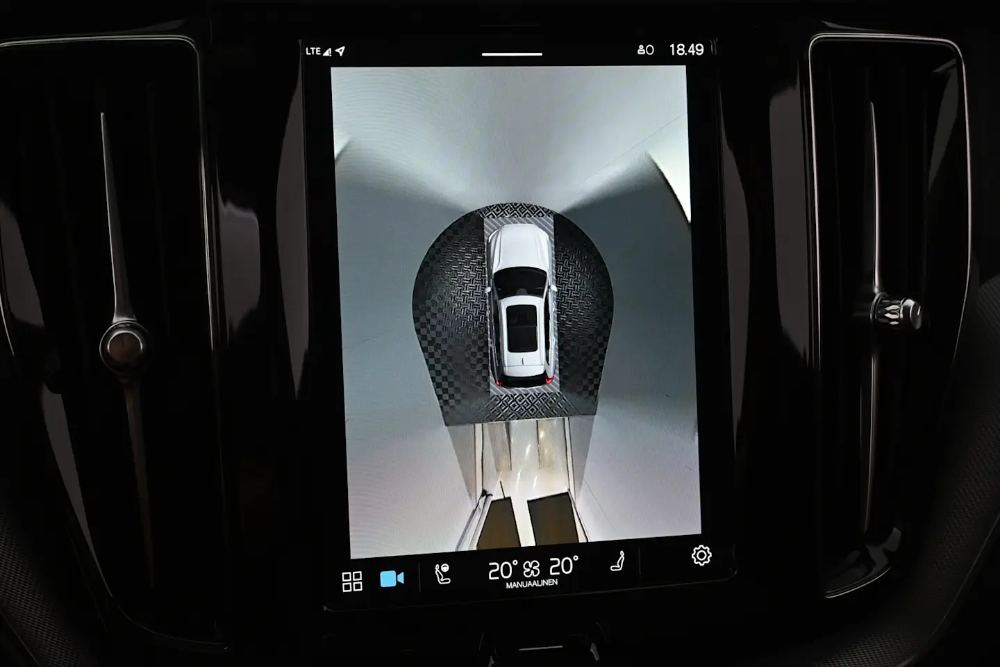 Car Image - 2AXliN5FUKx9on74bkaZ0V