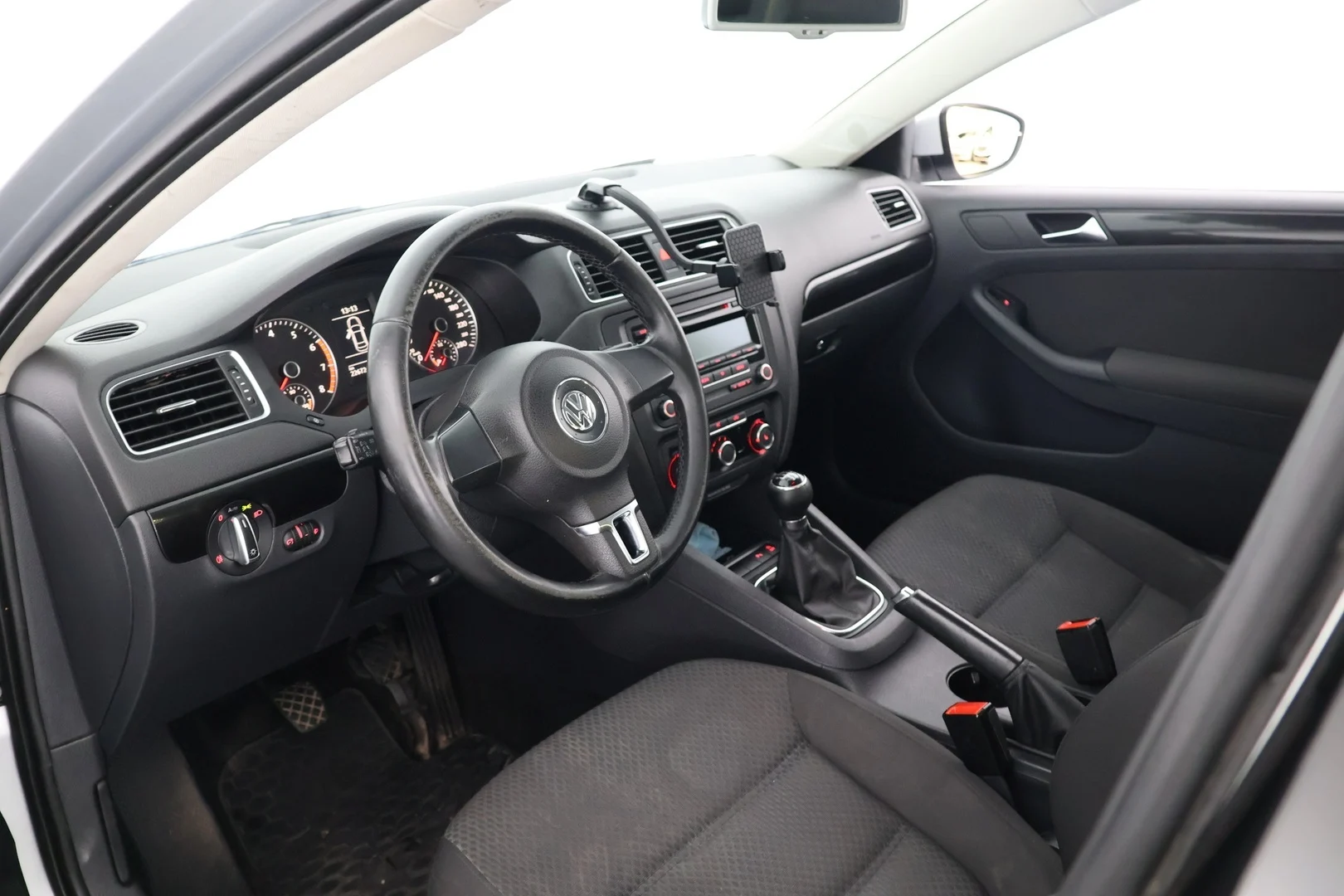 Car Image - 4ry6NU3kU9ByboaDDT9KOq