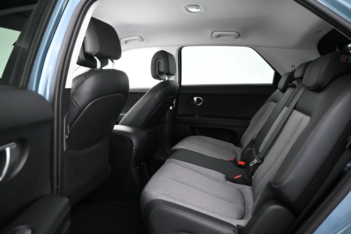 Car Image - 4cyuAgJRDXW3w6N942KCaD