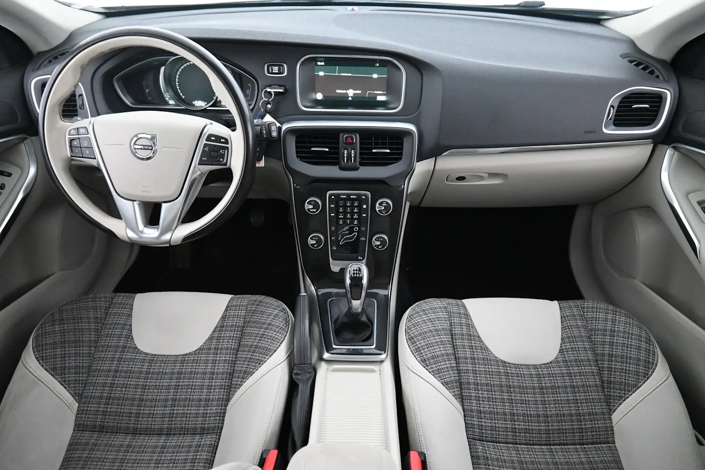 Car Image - 4ubUxjz9B5bBrzK9IrC1Af