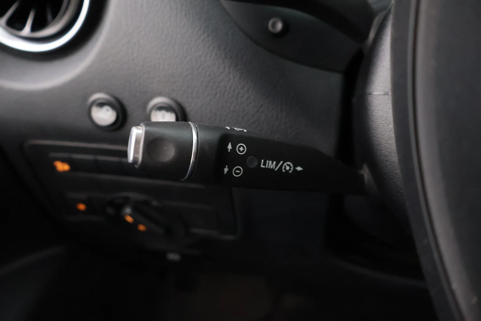 Car Image - 7fTsqHDHWakAsiRVN8P1na