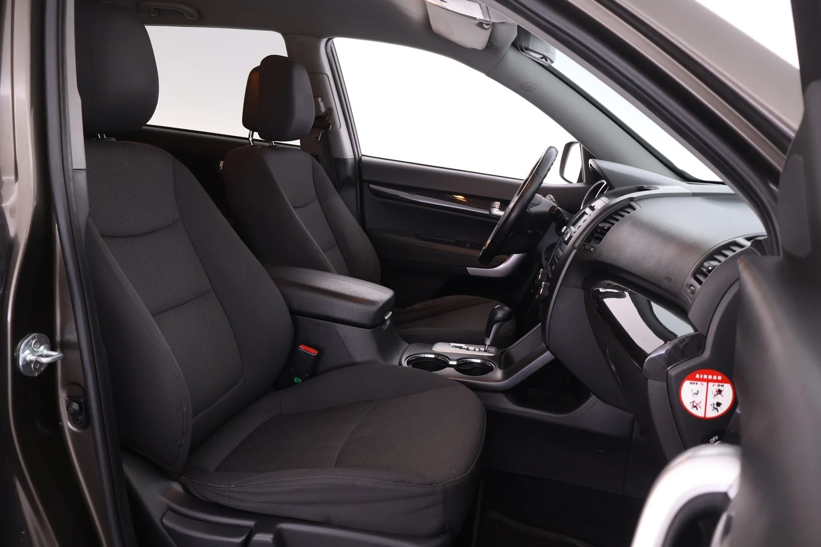Car Image - 4U5YUhYt6j7iNenJgVWu73