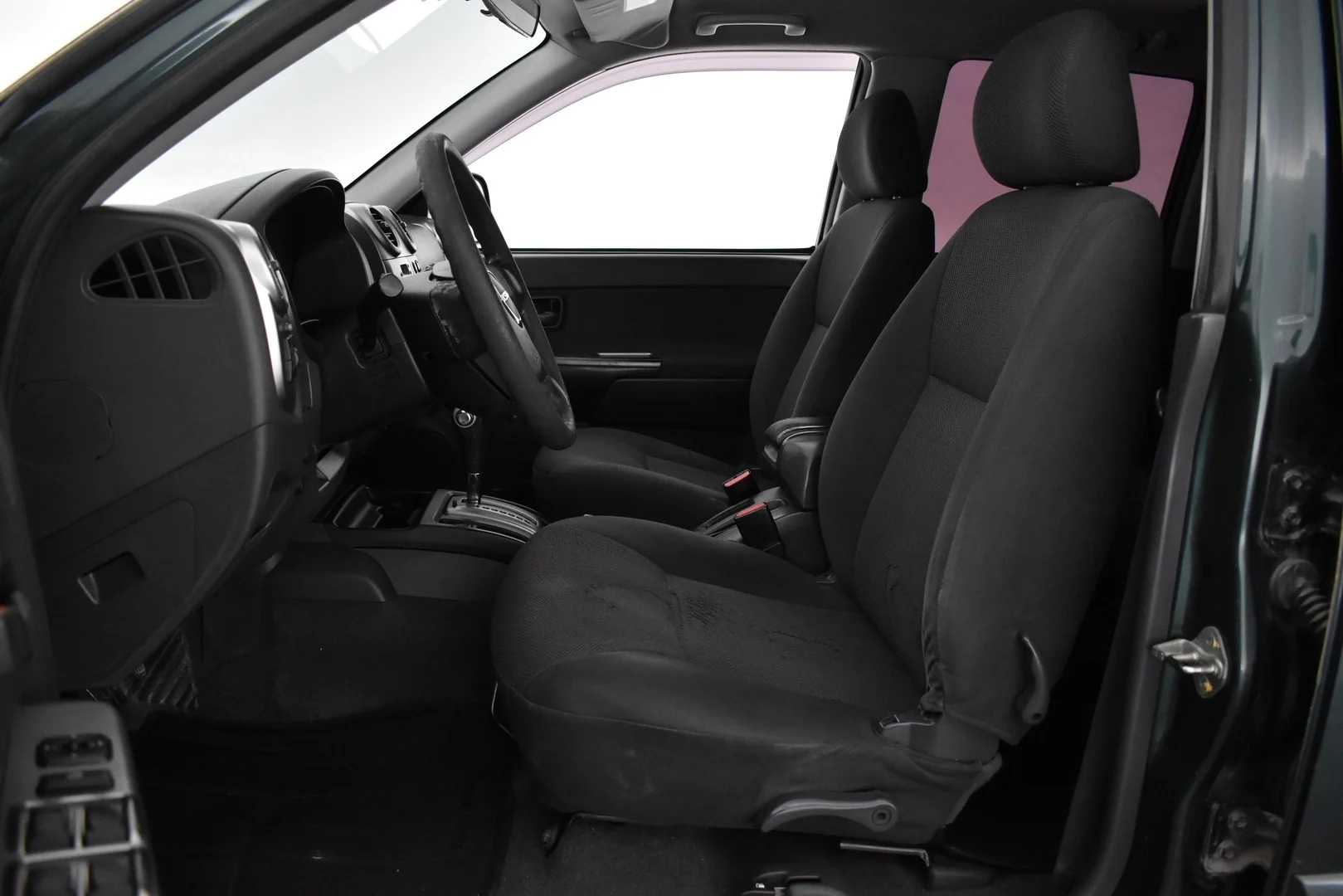 Car Image - 2ojE1G35dR9V5XBMplednM