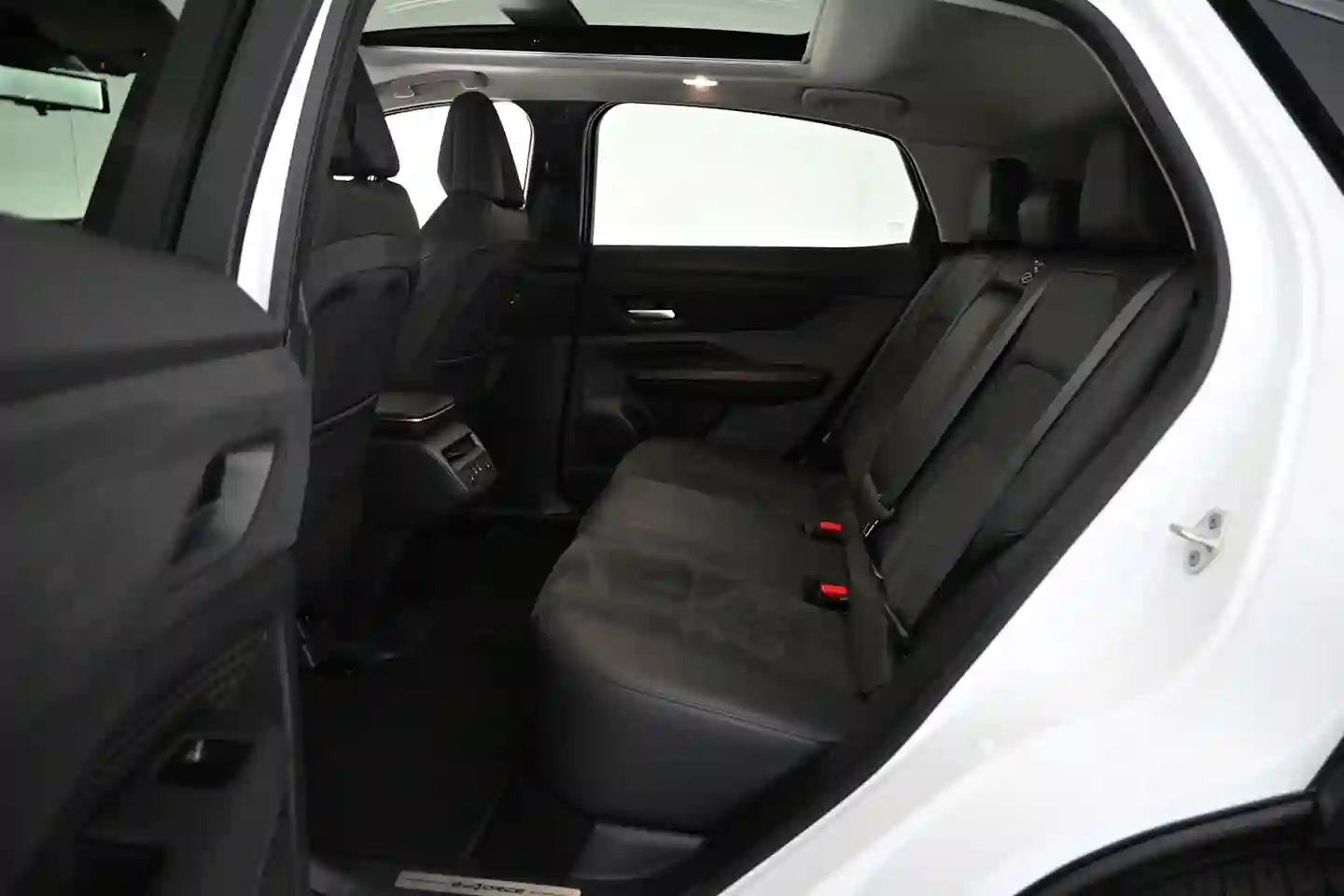 Car Image - 1ek0awJZHJg9NmLZJWddPU