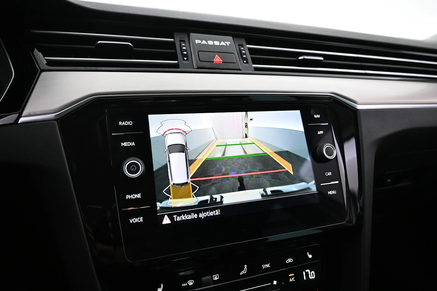 Car Image - 7qKM8SmkIEpFWAbqzRMux7