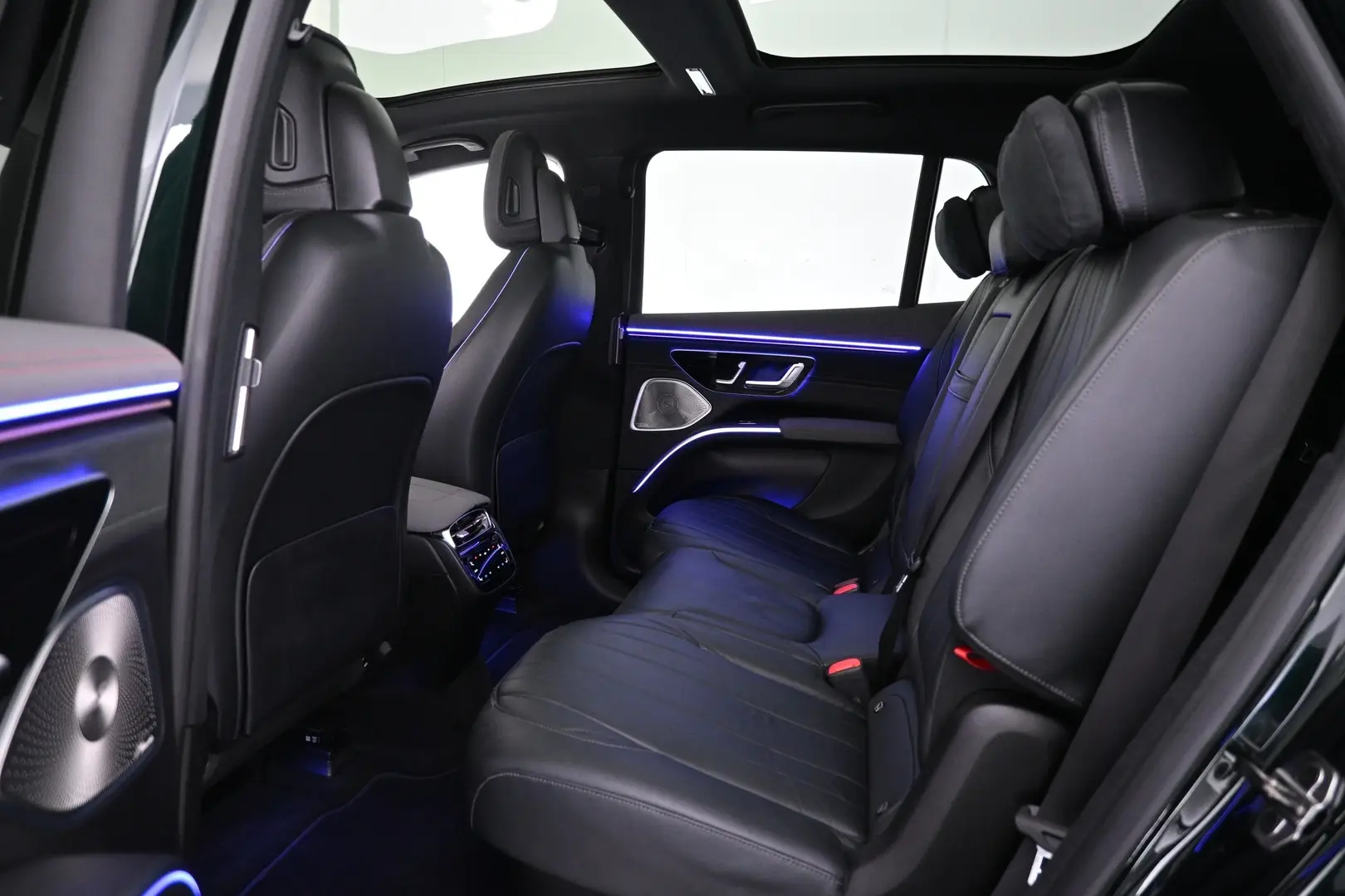 Car Image - 140ZII9XkbIkxbUb7sOgV6