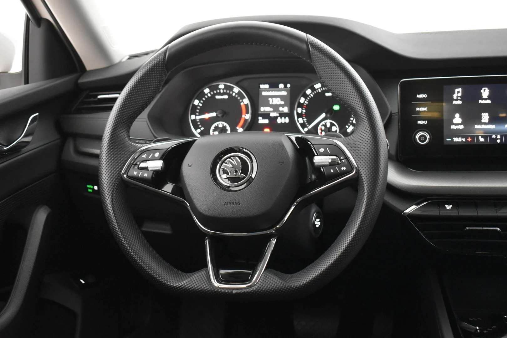 Car Image - 2t019cjNM1tddhLAczZI3d