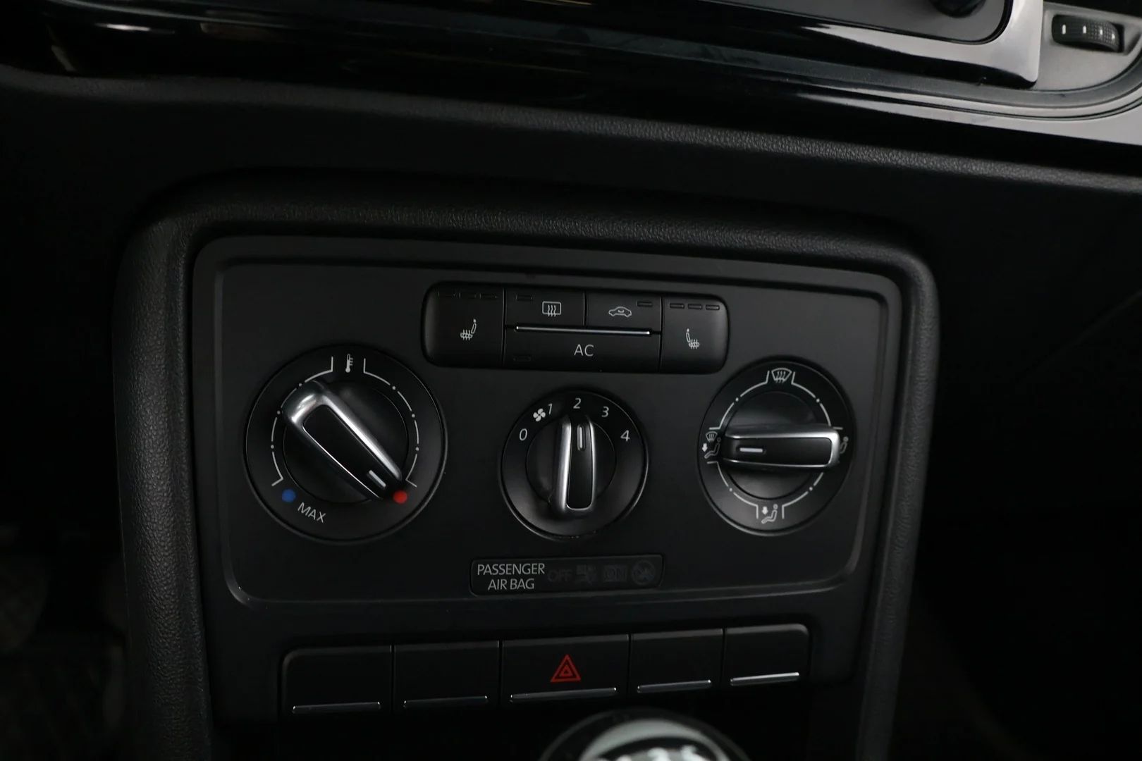 Car Image - 5zAnF2y8bQutJhYm7pqvBs