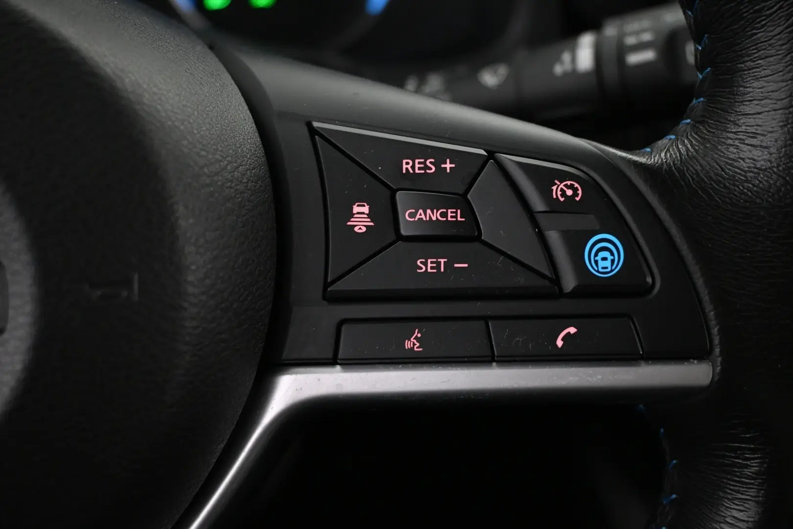 Car Image - 4PQRpwVFHKhGbVGN35LdbN