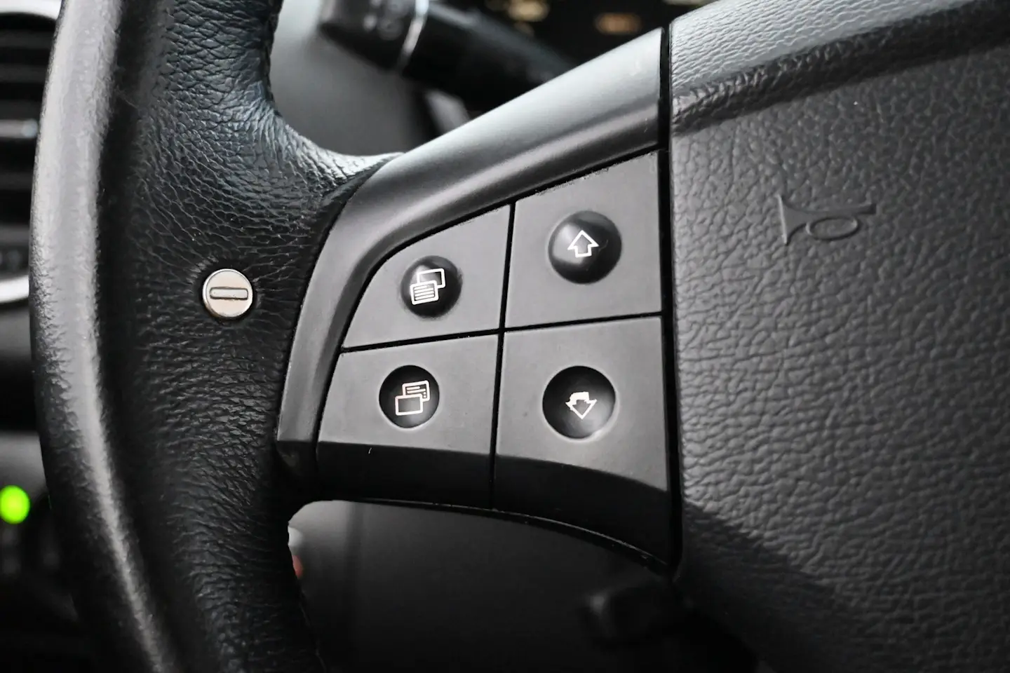 Car Image - 3kCabtwEkOIUvESIZi7Crf