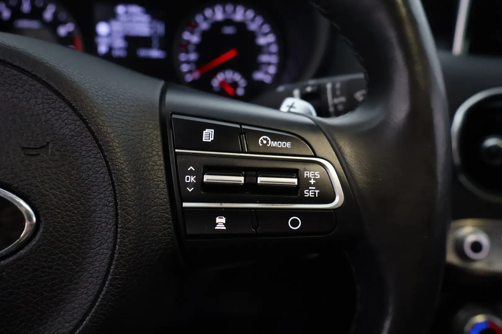 Car Image - 3Nnq1lwnS3l5zAJZ5hVF5v
