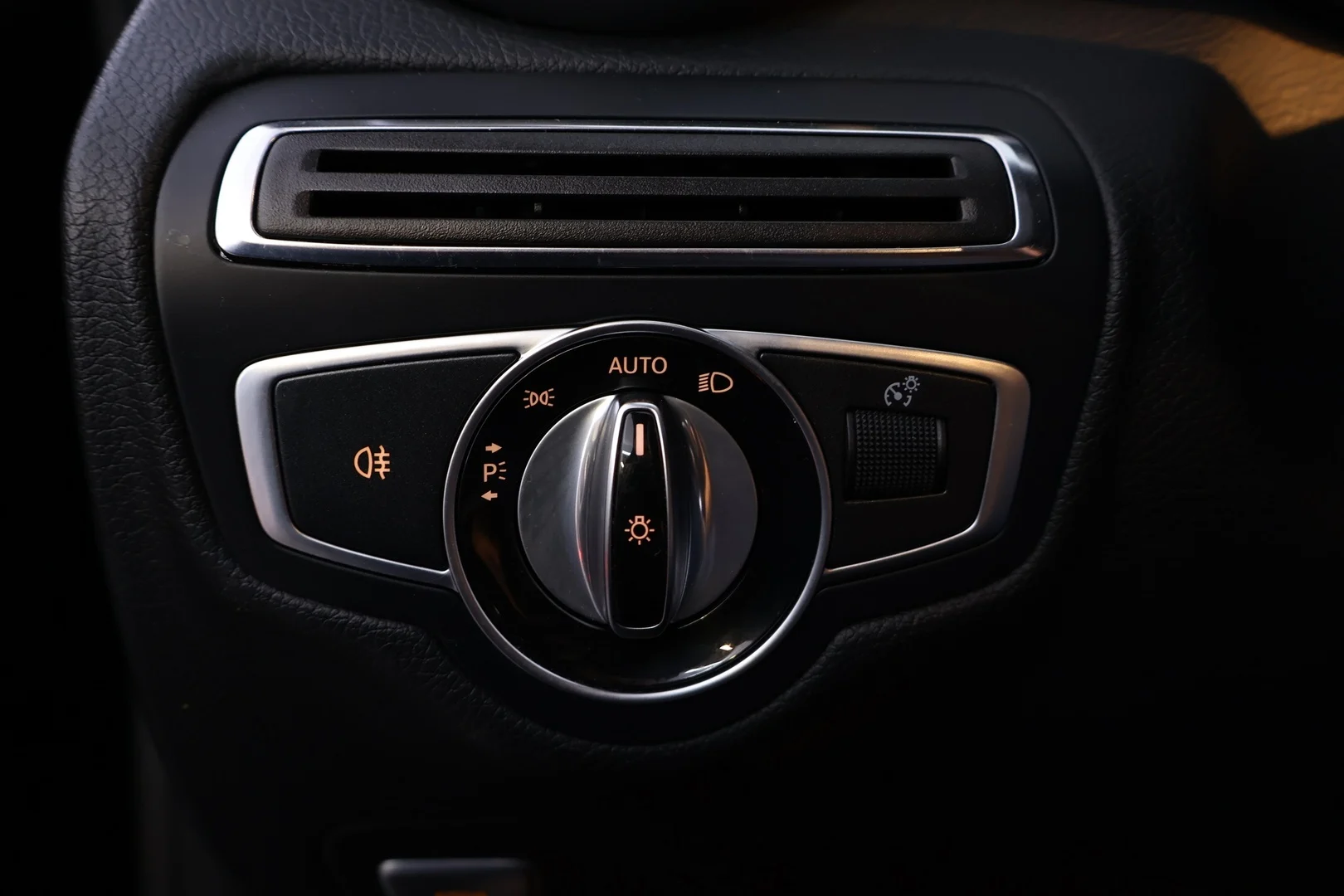 Car Image - 5OOOPeQNbuPf51cCRHEhbX