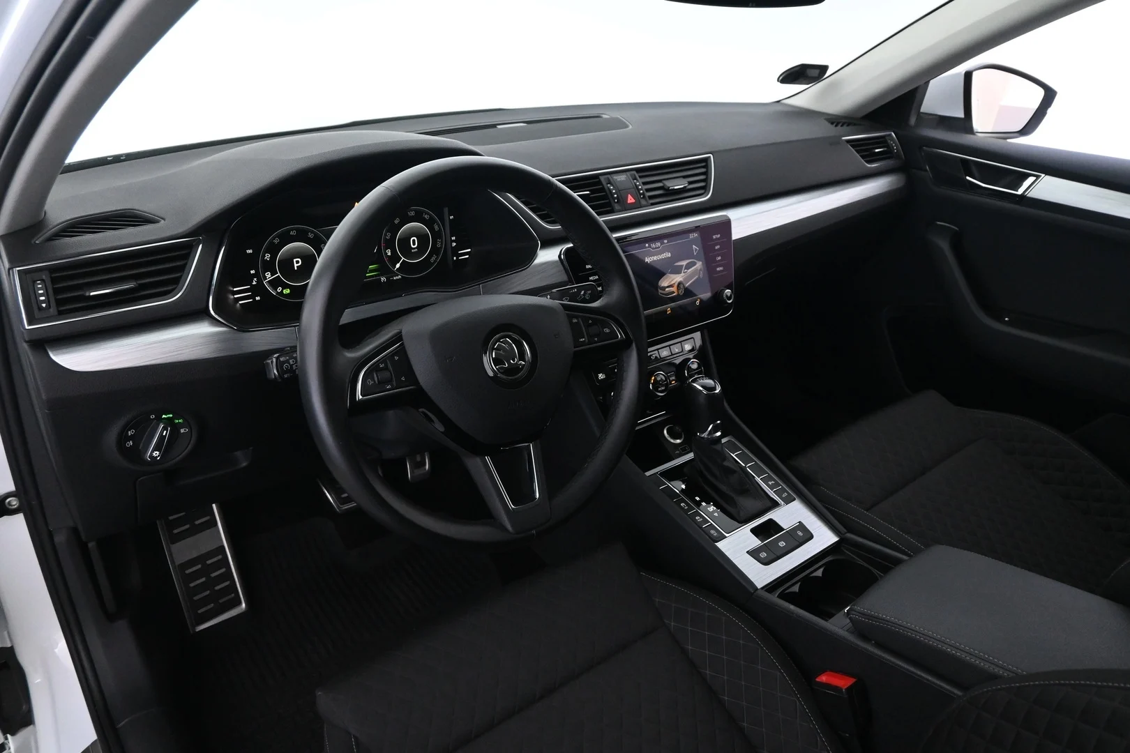 Car Image - 37uLGZlfg4mDXVQZo50t25